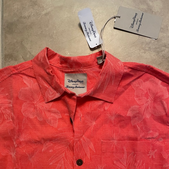 Tommy Bahama Disney Park Excl. Mickey Mouse Button Down Shirt New w/ Tag - Picture 2 of 6